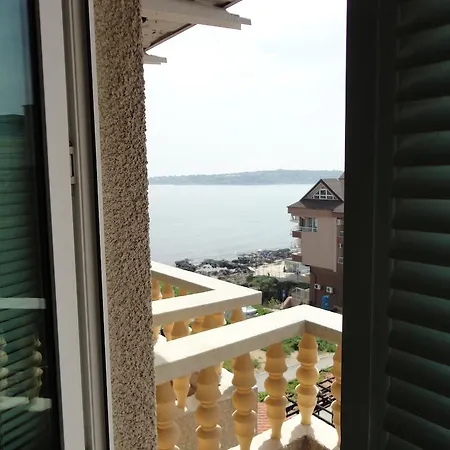 Guest house Boruna 3*