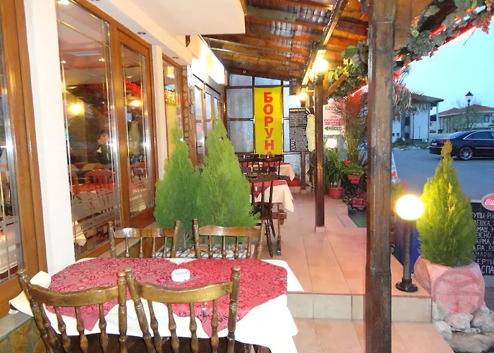 Boruna בית הארחה 3*