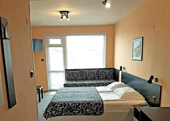 Boruna בית הארחה 3*